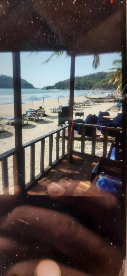 Fernandes Bar And Restaurant Panzió Kanakona Kültér fotó
